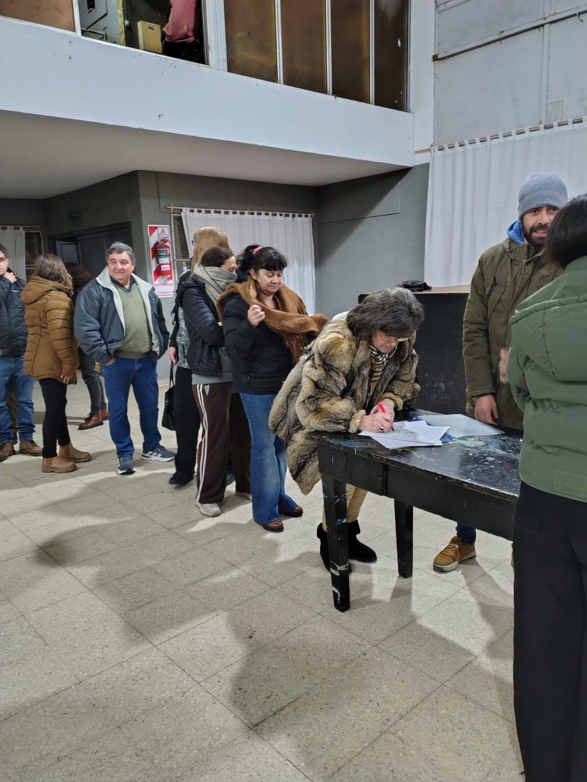 Vecinos de Otamendi se autoconvocaron por segunda vez para reclamar respuestas por inseguridad, infraestructura y servicios